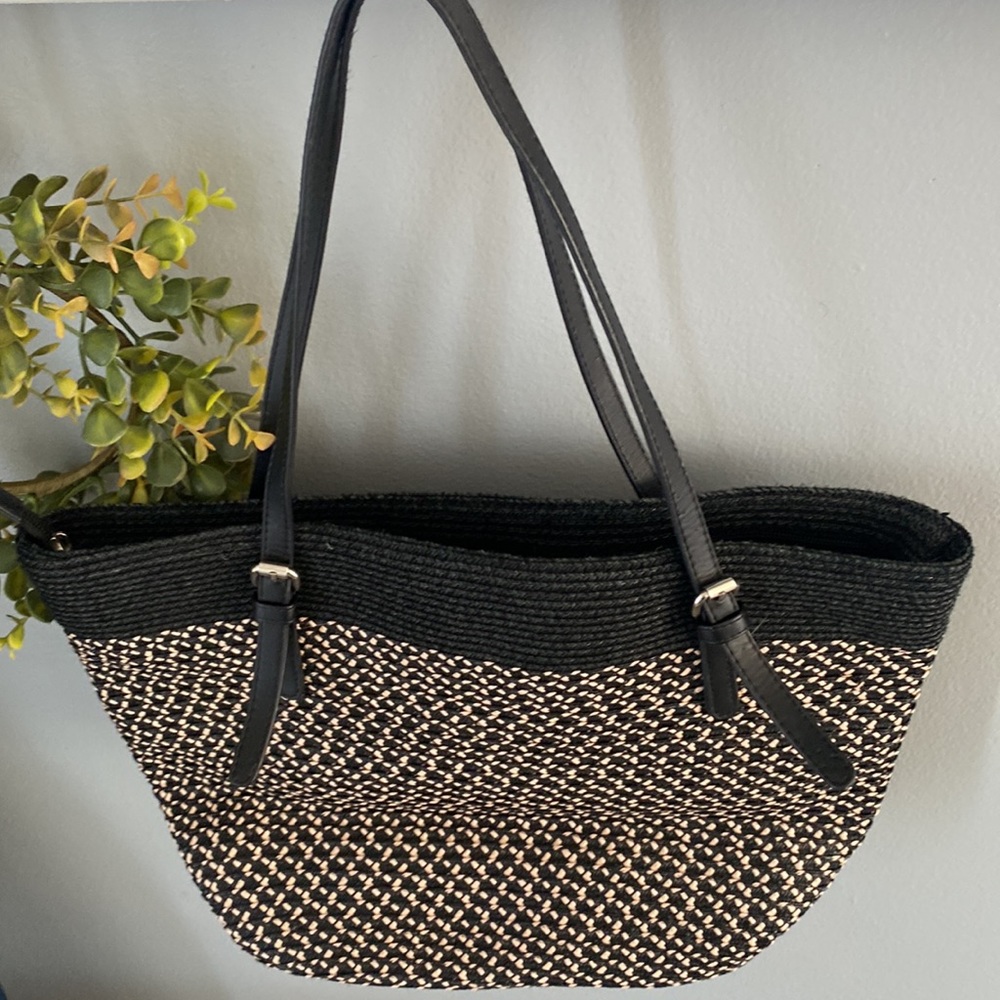 Purse - Picture 4 of 5